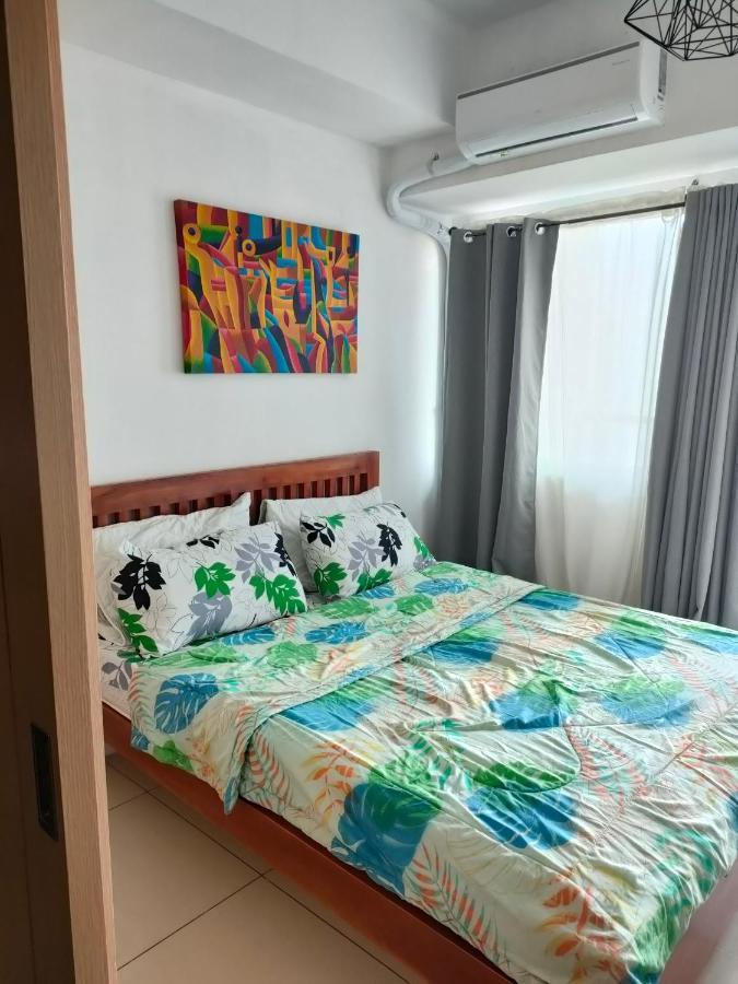 Smdc Wind Residences Tagaytay With Balcony 19Th Floor Tagaytay City Kültér fotó