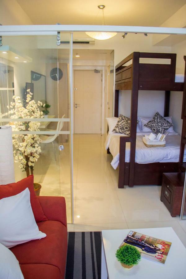 Smdc Wind Residences Tagaytay With Balcony 19Th Floor Tagaytay City Kültér fotó