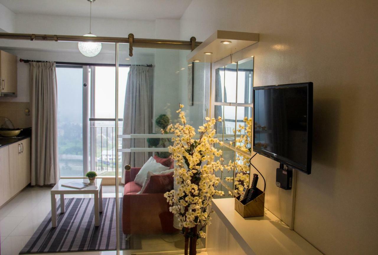 Smdc Wind Residences Tagaytay With Balcony 19Th Floor Tagaytay City Kültér fotó
