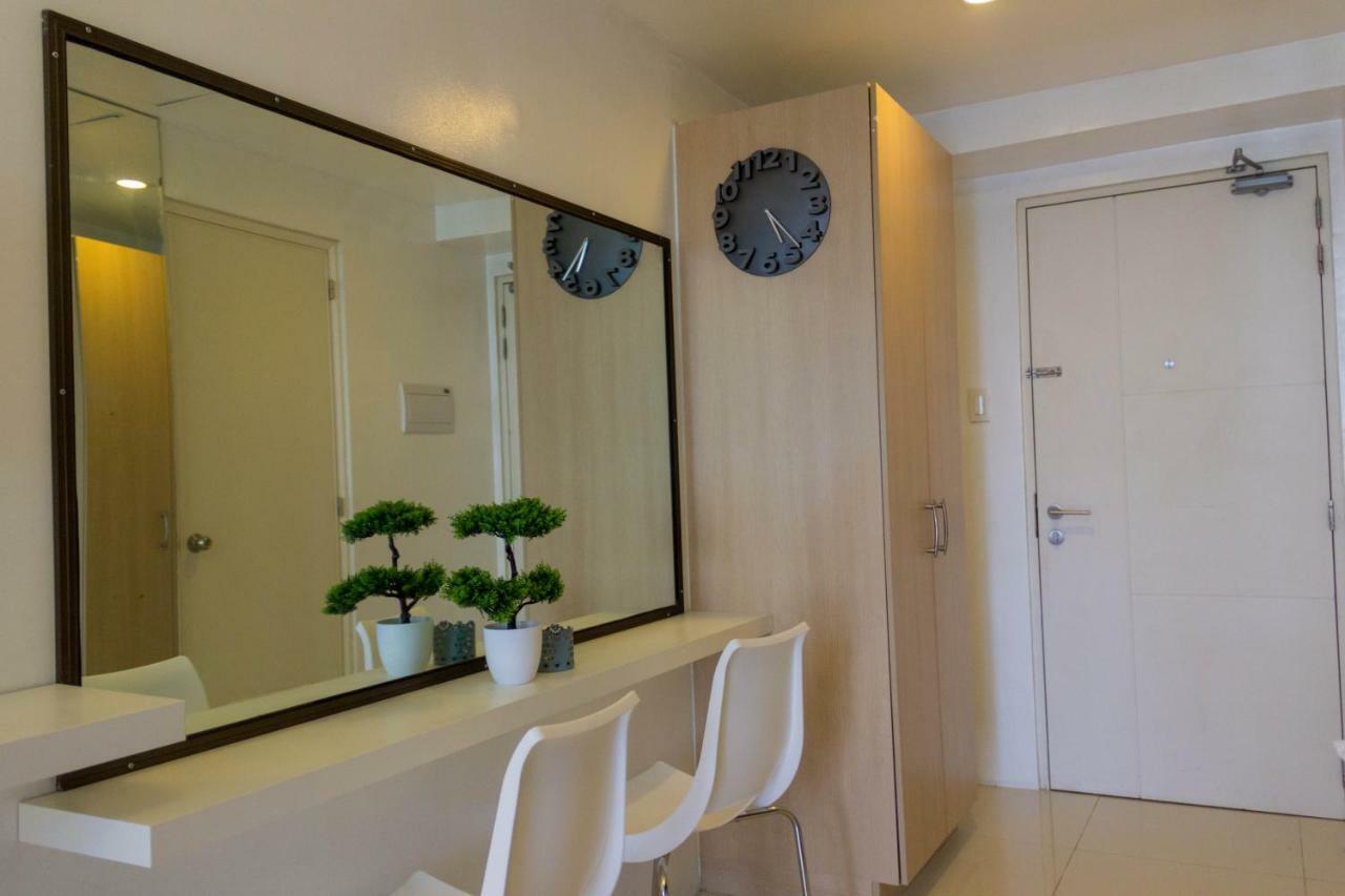 Smdc Wind Residences Tagaytay With Balcony 19Th Floor Tagaytay City Kültér fotó