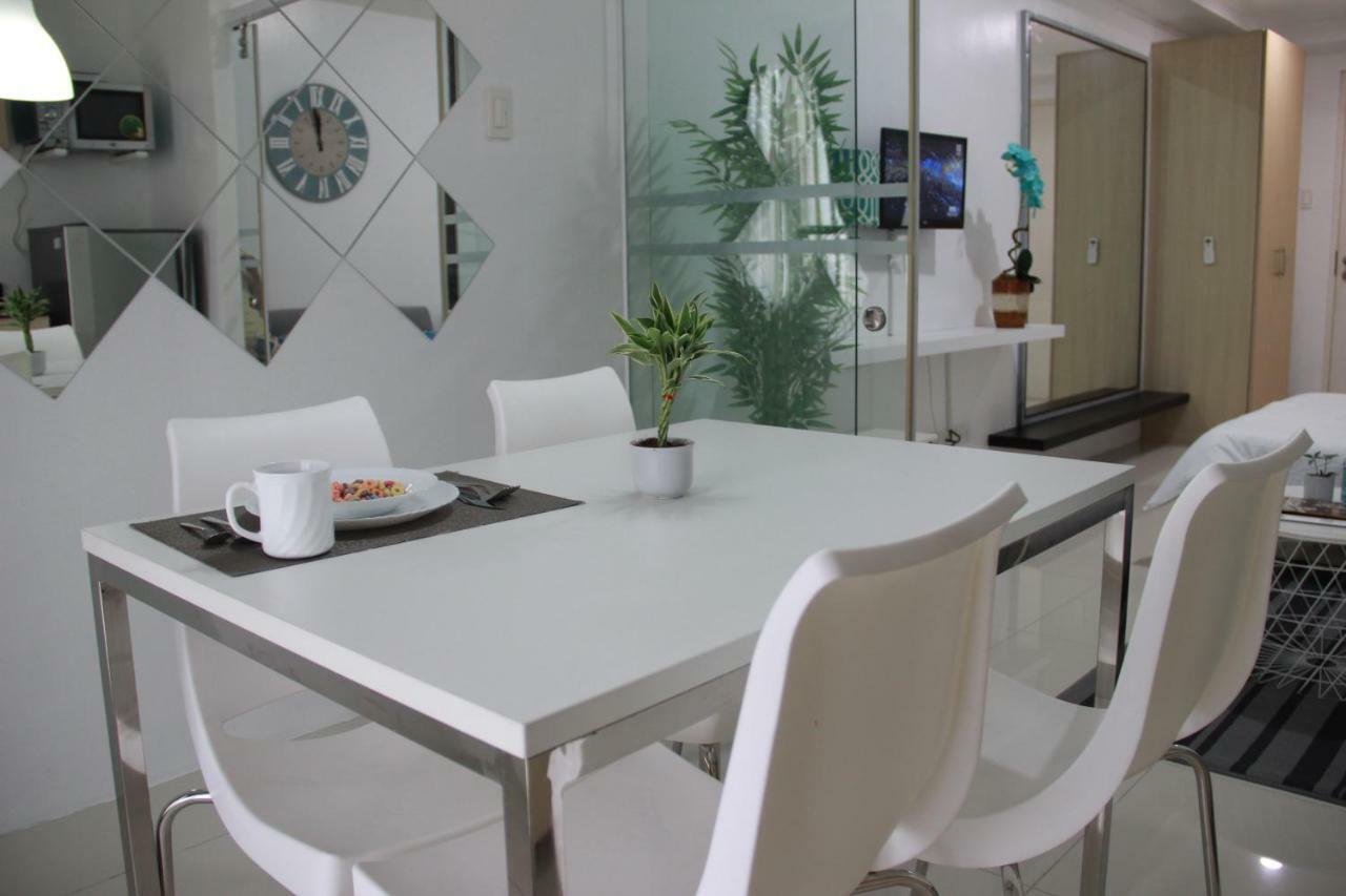Smdc Wind Residences Tagaytay With Balcony 19Th Floor Tagaytay City Kültér fotó